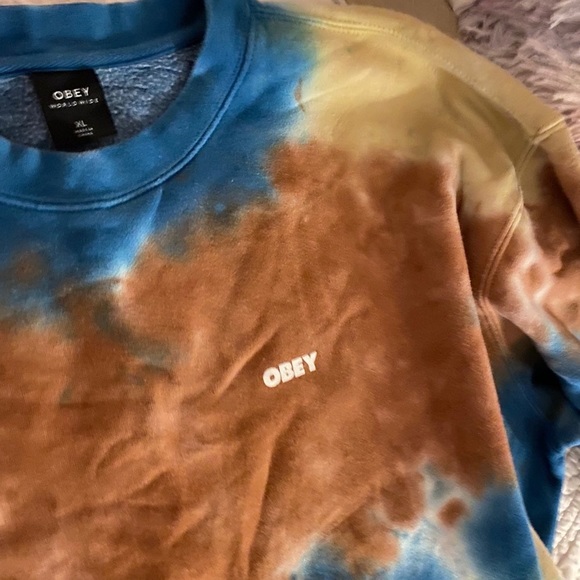 BUNDLE OBEY SWEATSHIRTS - Picture 3 of 3